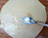 A picture of step 5 of Brown chapatis.