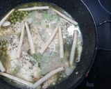 Foto del paso 4 de la receta Merluza en salsa verde