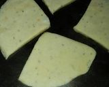 A picture of step 6 of #aloo paratha.