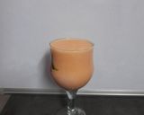 A picture of step 4 of Papaya Shake.