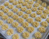 Foto langkah ke 4 dari resep Kue Semprit Jadul.