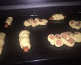 A picture of step 5 of Sausage bread.