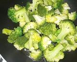 A picture of step 4 of Broccoli with yellow lentils.