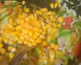 A picture of step 1 of Vegetable Maggi.