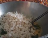 A picture of step 3 of Nylon poha roasted chiwda.