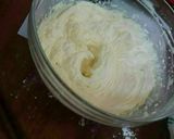 A picture of step 5 of Victorian sponge cake.