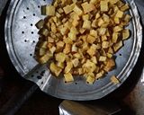 Foto langkah ke 2 dari resep Sambal Goreng Kentang.