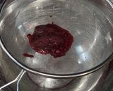 A picture of step 4 of Easy plum compote.