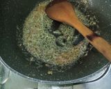 Foto langkah ke 3 dari resep Mie goreng nasi jinggo.