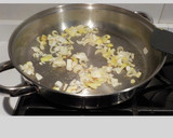 Foto del paso 9 de la receta: Tacos de atún a la cazuela
