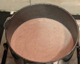 A picture of step 4 of Hot chocolate with winter spices.