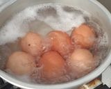 Foto langkah ke 1 dari resep Telur Ayam Kemangi Balado.
