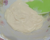 Foto langkah ke 4 dari resep Korean Cream Cheese Garlic Bread.