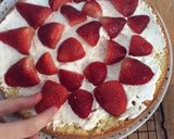 Une image de l'étape 3 de Gâteau à la chantilly et aux fraises.
