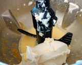 Une image de l'étape 5 de Charlotte aux citrons au Cook Expert...