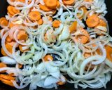 Foto del paso 3 de la receta: Bagre 🐟 de las piedras con verduras