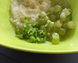 A picture of step 1 of Raw mango & grapes raita.
