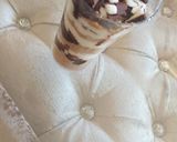A picture of step 3 of Kitkat shake.