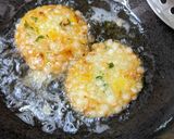A picture of step 6 of Sabudana vada.
