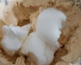 A legfinomabb kevert, csíkos, gyümölcsös süti recept fázis 4 fotója