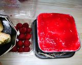 A picture of step 12 of No bake Raspberry cheese cake.