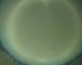 A picture of step 2 of Banana Saropuli.