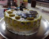 A picture of step 7 of Birthday cake.