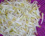 Foto langkah ke 2 dari resep Sayur Bening Toge Tahu.