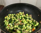 小黃瓜🥒炒絞肉的食譜步驟3照片