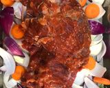 Foto del paso 2 de la receta: Plateada al horno🥩🧅🧄🥕