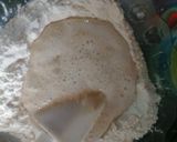 Foto del paso 2 de la receta: Medialunas caseras con jamón