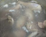 Foto langkah ke 1 dari resep Ayam goreng lengkuas.