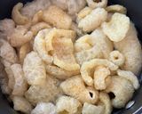 A picture of step 3 of Fish Maw Soup (Pork Rinds) 🐷.