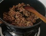 Foto langkah ke 3 dari resep Daging ayam cincang masak daun selasih/thailan kemangi.