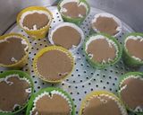Foto langkah ke 5 dari resep 42. Bolu kukus gula merah.