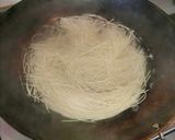 黃金蝦XO醬海鮮炒麵的食譜步驟1照片