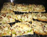 A picture of step 10 of Cheese Garlic Bread.