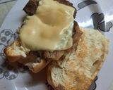Foto del paso 5 de la receta: Sandwichs de bife de chorizo con queso
