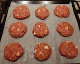 Foto del passaggio 4 della ricetta Hamburger al pistacchio