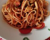 Foto del passaggio 4 della ricetta #220 Linguine al sugo di cozze alla tarantina