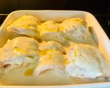 A picture of step 3 of Cod rolls in creamy sauce.