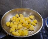 Foto langkah ke 3 dari resep 44❤️Nanas cah Cumi (Khas Belitung)❤️.