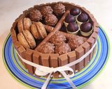 Kit-Kat és Oreo-s torta🎂🍫 recept fázis 12 fotója