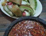 Foto langkah ke 3 dari resep Rujak bumbu kacang.