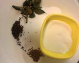 A picture of step 4 of Spicy Yoghurt Garlic Chutney.