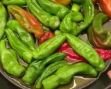 Foto del passaggio 3 della ricetta Peperoni fritti al forno