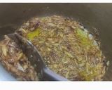 A picture of step 1 of Black chilli chicken.