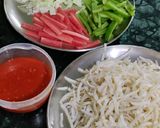 A picture of step 4 of Veg Chowmein.