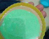 Foto langkah ke 5 dari resep Bolu kukus mekar merekah (menggunakan sprite).