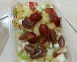 Foto langkah ke 1 dari resep Salad Buah.